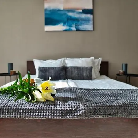 Local Hotel, Bw Signature Collection Апарт-готель Бансько