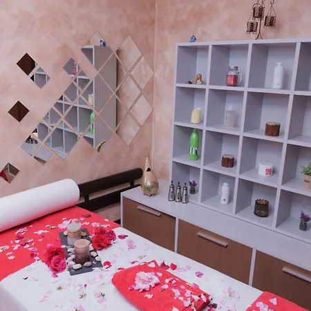 Local Hotel, Bw Signature Collection 3* Банско