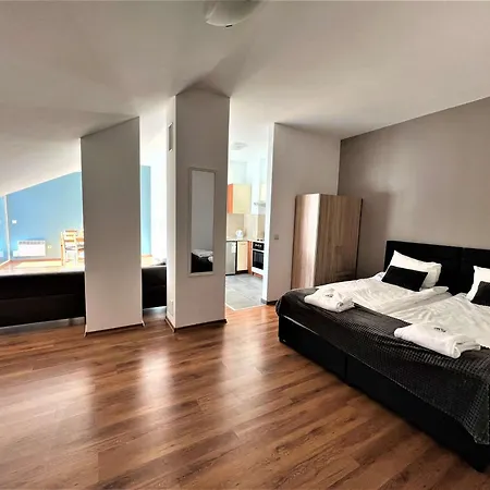 Local Hotel, Bw Signature Collection Apartmanhotel Banszko