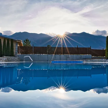 Aparthotel Local Hotel, Bw Signature Collection Bansko