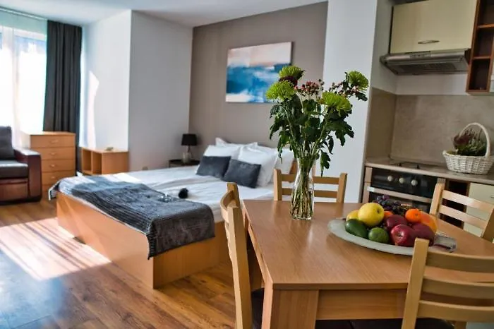 Local Hotel, Bw Signature Collection Aparthotel Bansko