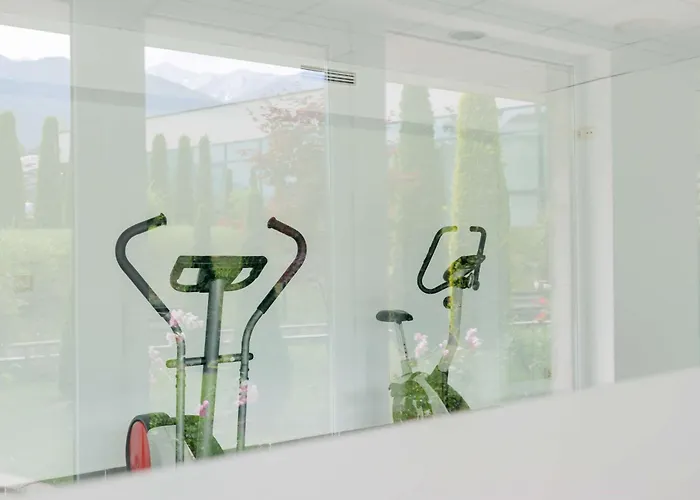 Local Hotel, Bw Signature Collection Aparthotel