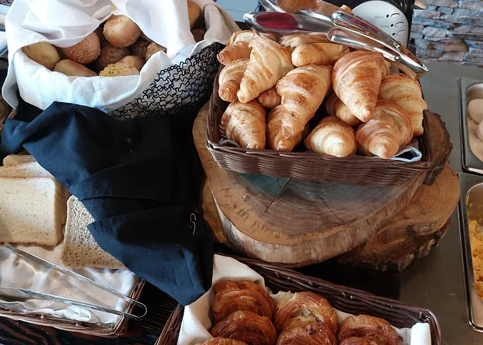 Local Hotel, Bw Signature Collection Aparthotel Bansko